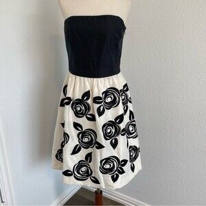 NWOT WHBM Silk Party Formal Dress Strapless Black White Embroidered Size 6